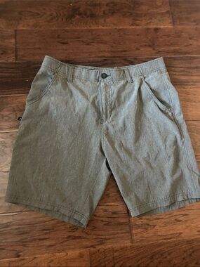 Denali Men's Grey Board Shorts